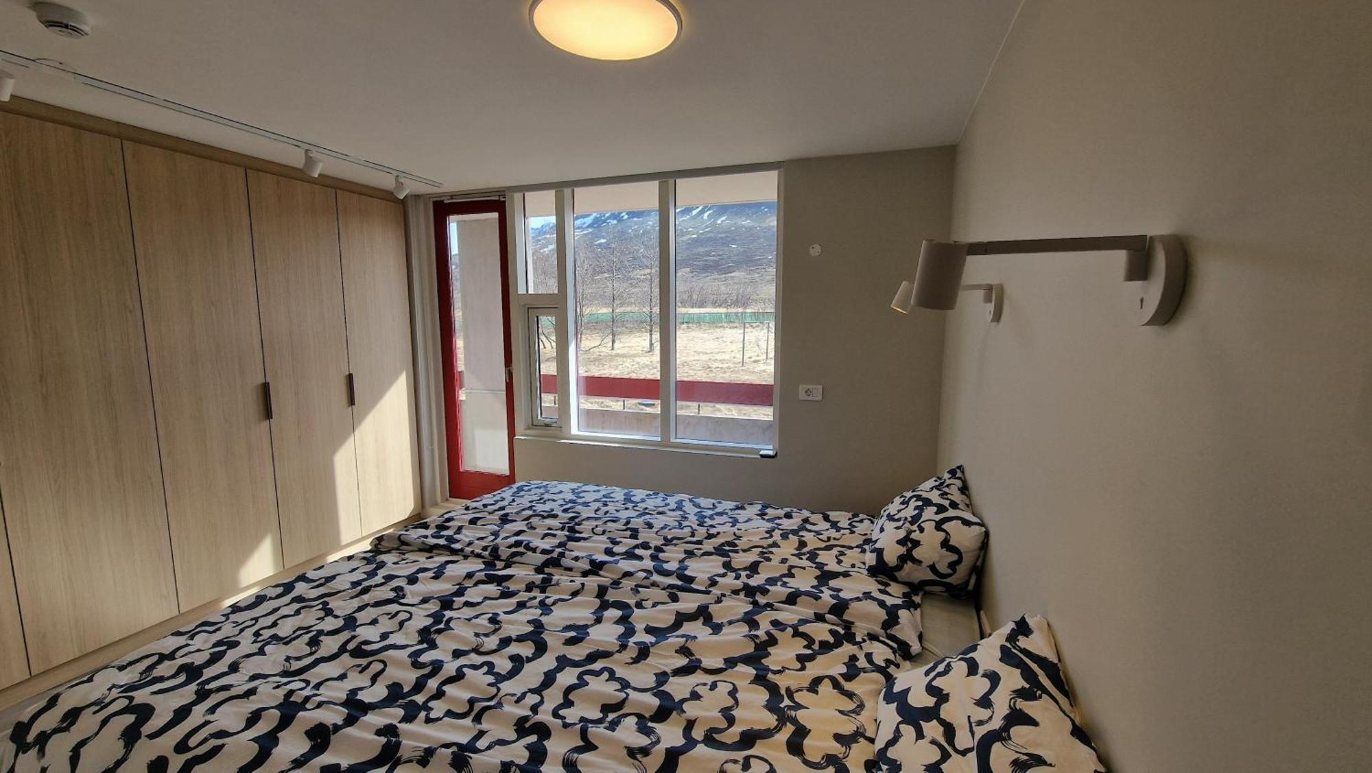 Hunavellir Guesthouse Блёндюоус Экстерьер фото